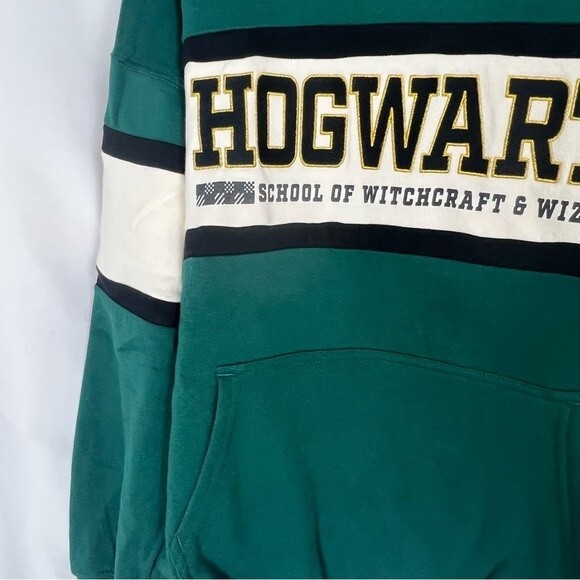 H&M Harry Potter Hogwarts Hoodie - Picture 12 of 15